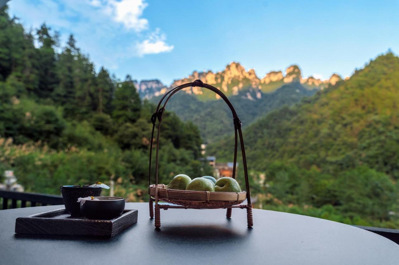 Whispering Mountains Boutique Hotel จางเจียเจี้ย ภายนอก รูปภาพ
