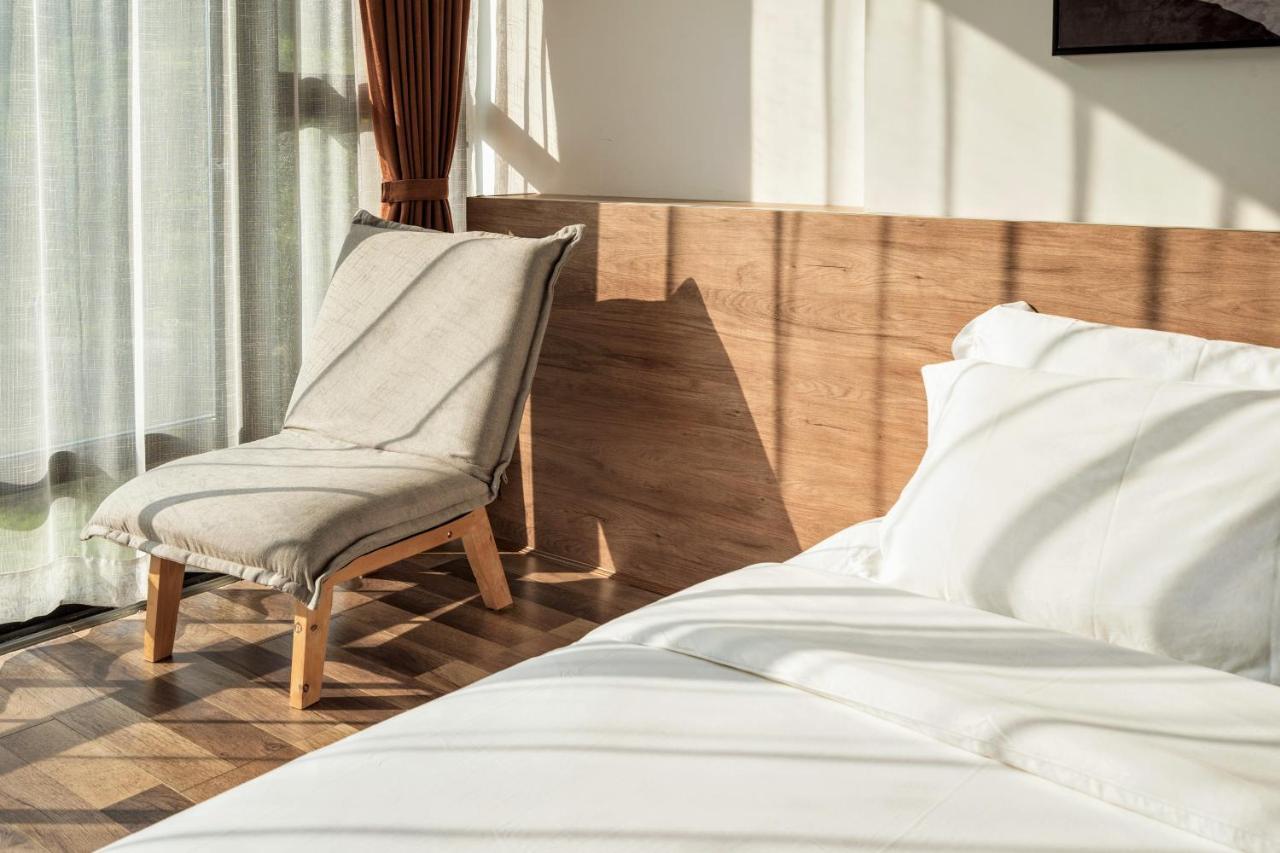 Whispering Mountains Boutique Hotel จางเจียเจี้ย ภายนอก รูปภาพ